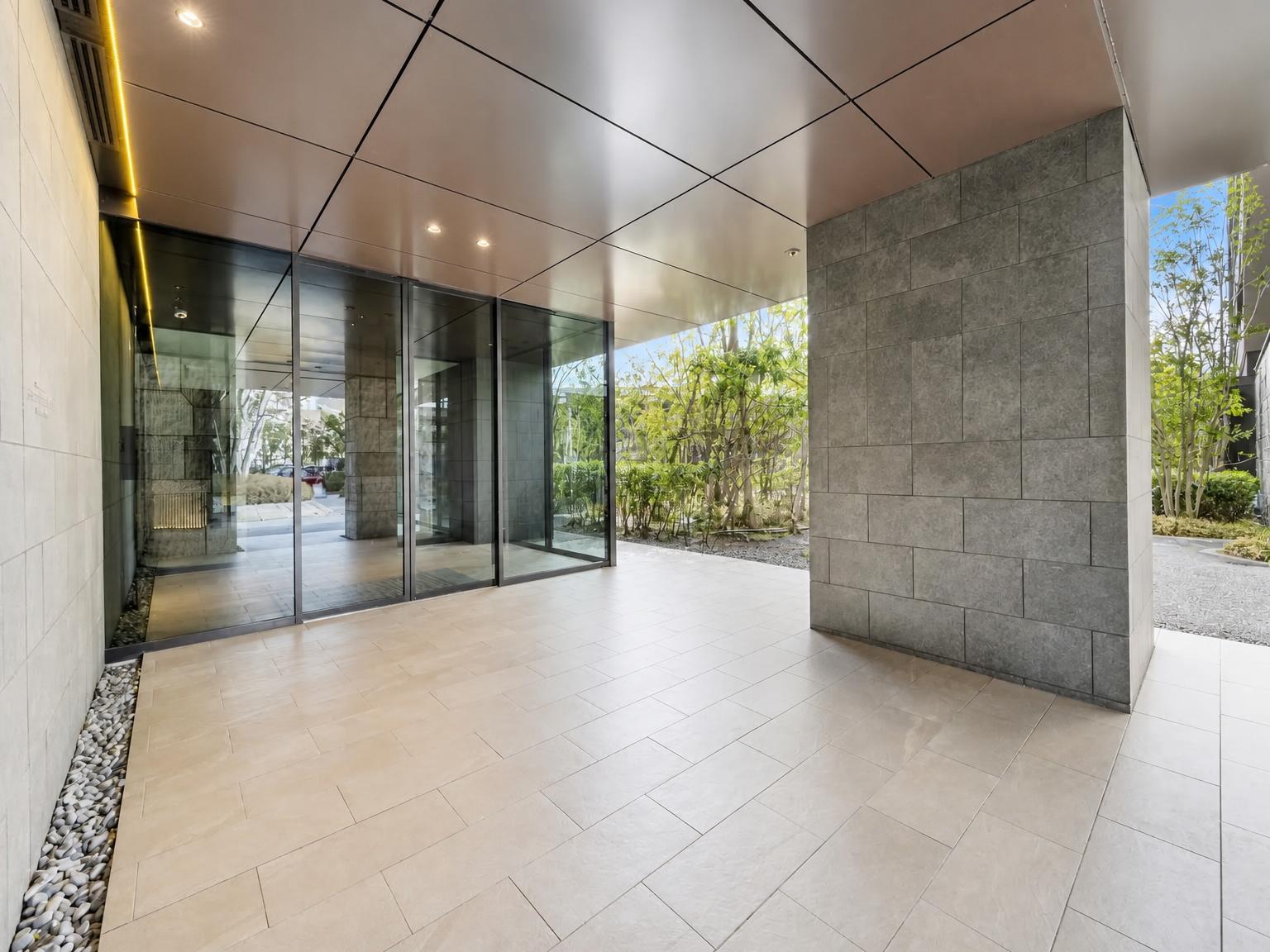 193 sq m Condominium in Yakuin, Fukuoka — photograph 2
