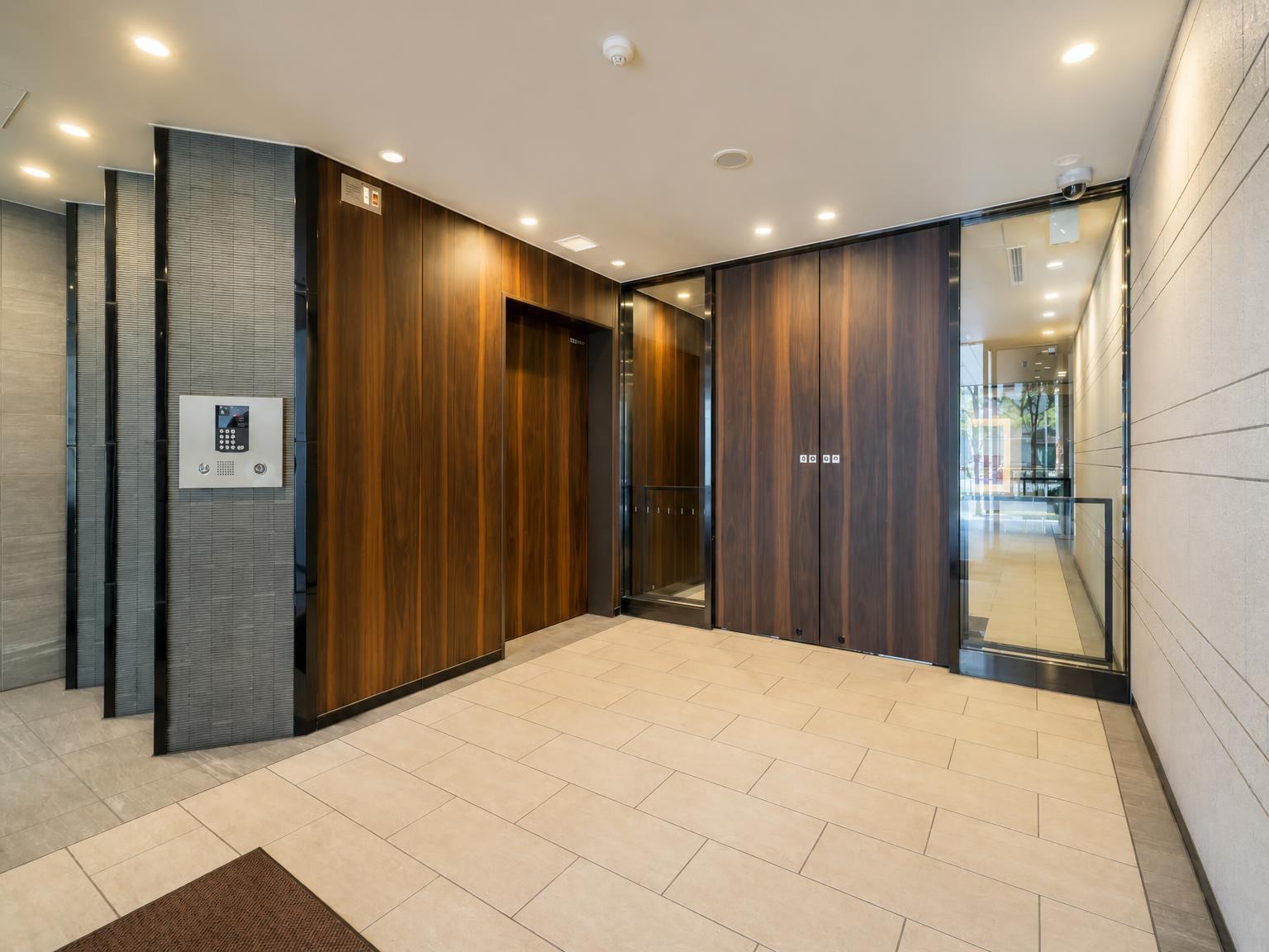 The Parkhouse Akasaka Tower Residence — photograph 2