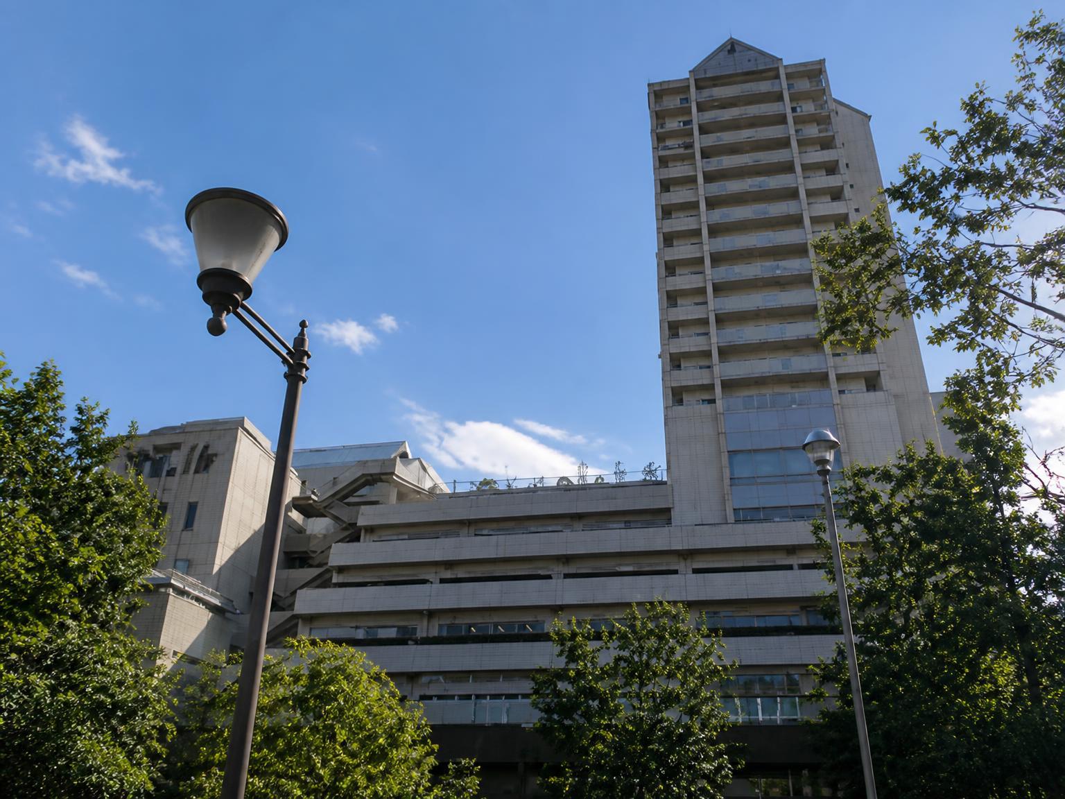ACTA Nishinomiya East Building — photograph 3